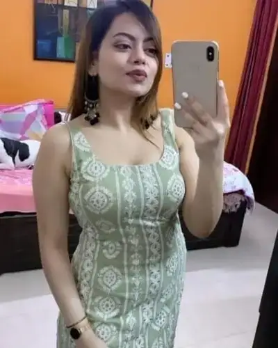 Call Girl in Sainthia